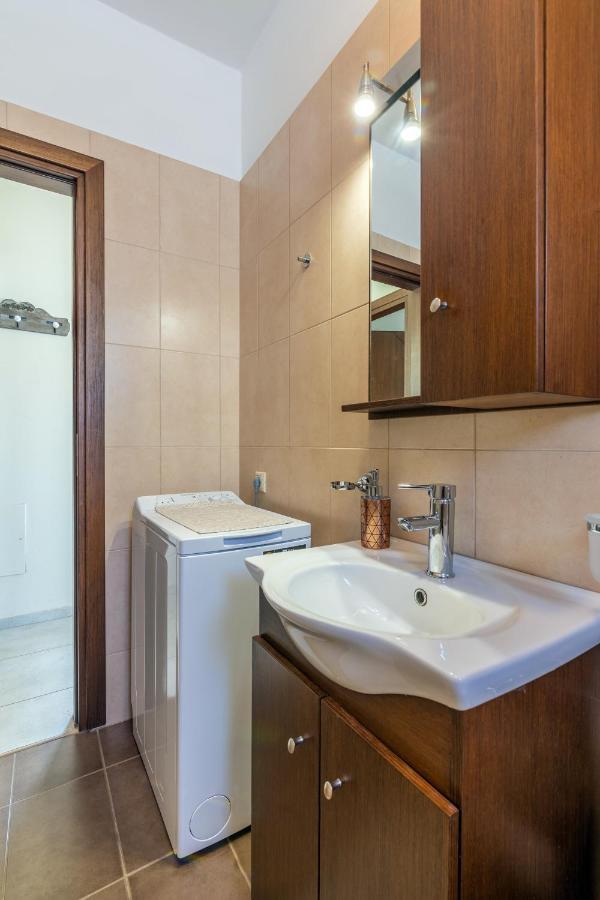 Bright & Modern Apt With View Heraklion Exterior foto