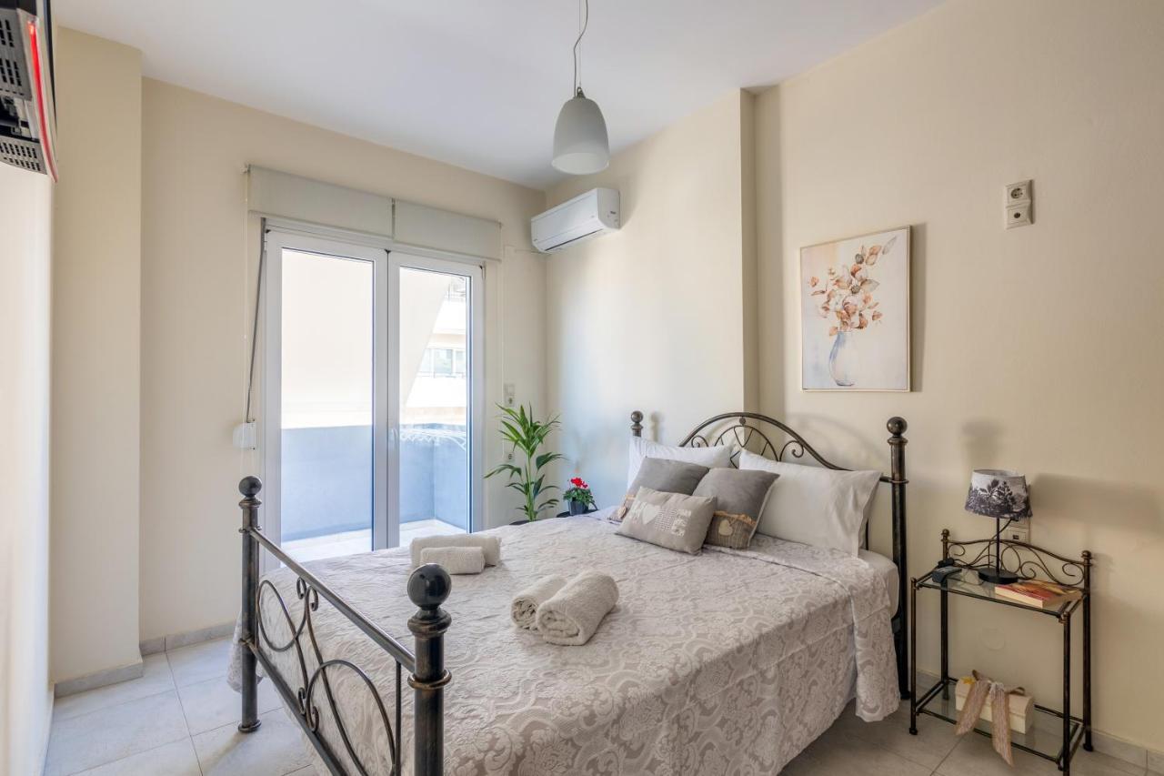 Bright & Modern Apt With View Heraklion Exterior foto