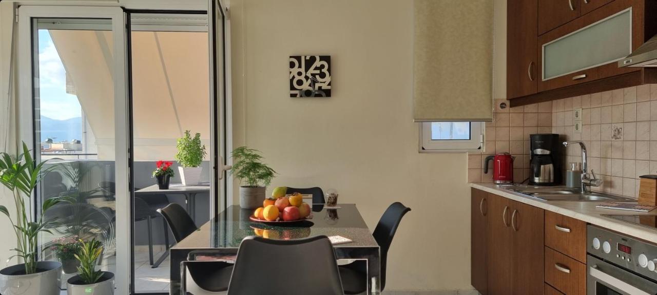 Bright & Modern Apt With View Heraklion Exterior foto